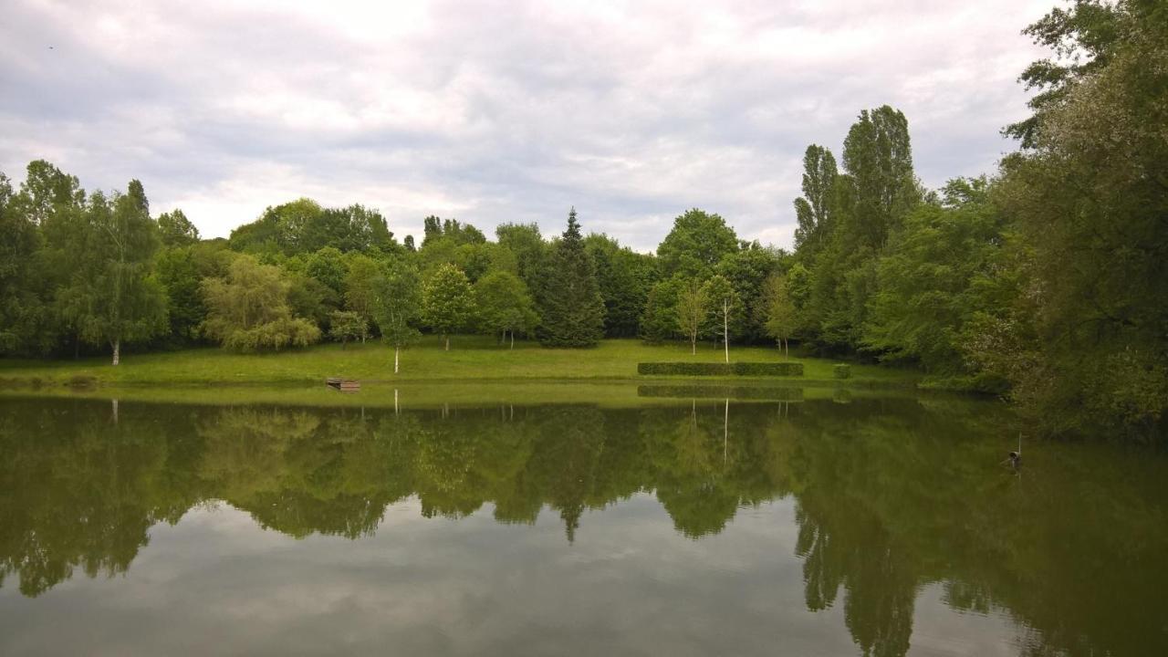 Gite Des Etangs De Beaulieu Le Plessis-Dorin Zewnętrze zdjęcie